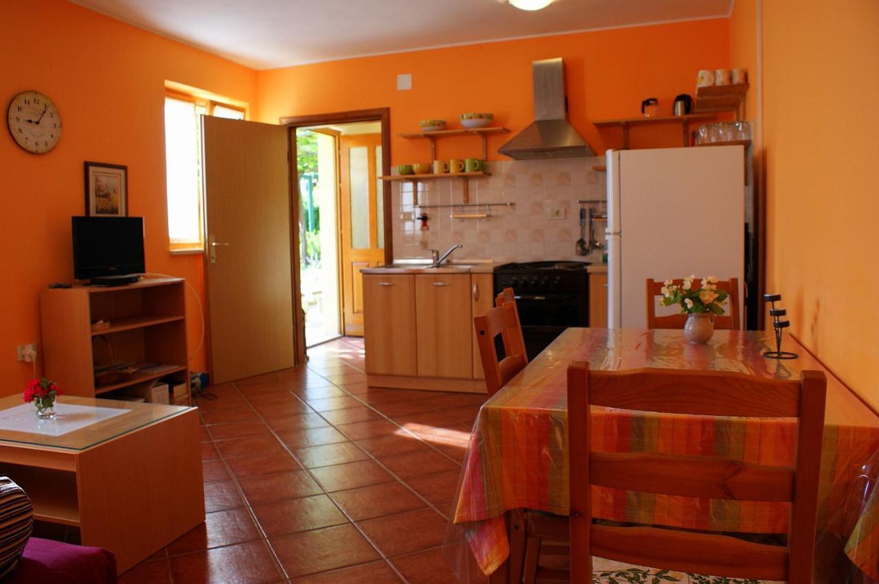 Вилла House Vezo Rasa Экстерьер фото